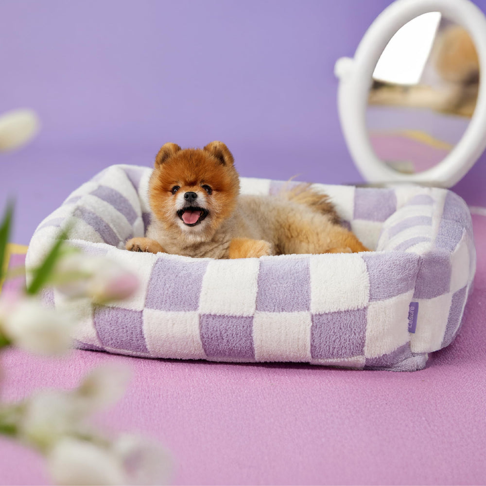 LE SURE dog bed fabric close-up shows plush jacquard and comfort