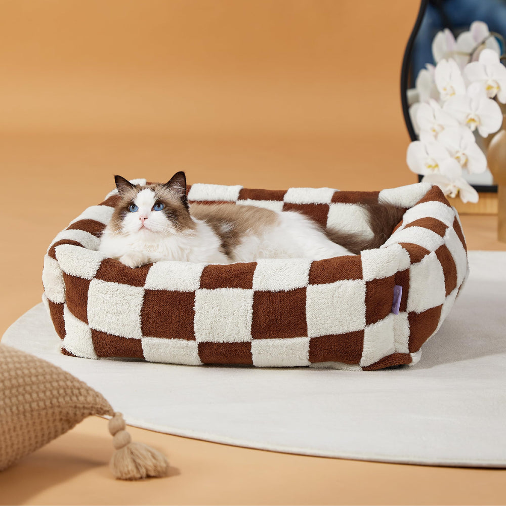 LE SURE jacquard shaggy plush cover adds cozy décor