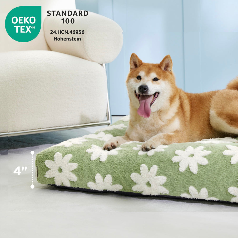 LE SURE large dog bed green side profile highlights supportive structure for joints