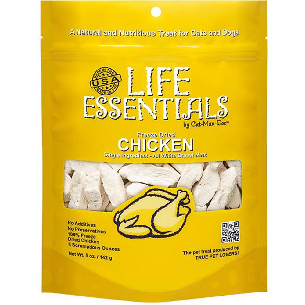 LIFE ESSENTIALS BY CAT-MAN-DOO freeze-dried chicken bag open, ready-to-serve grain-free treats
