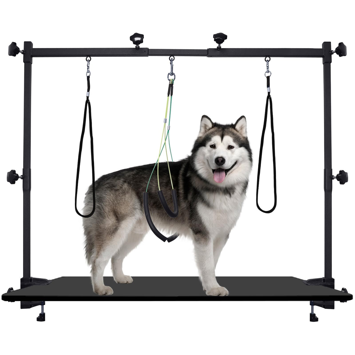Ligefoy dog grooming arm assembly demonstrates quick setup for efficient home grooming.