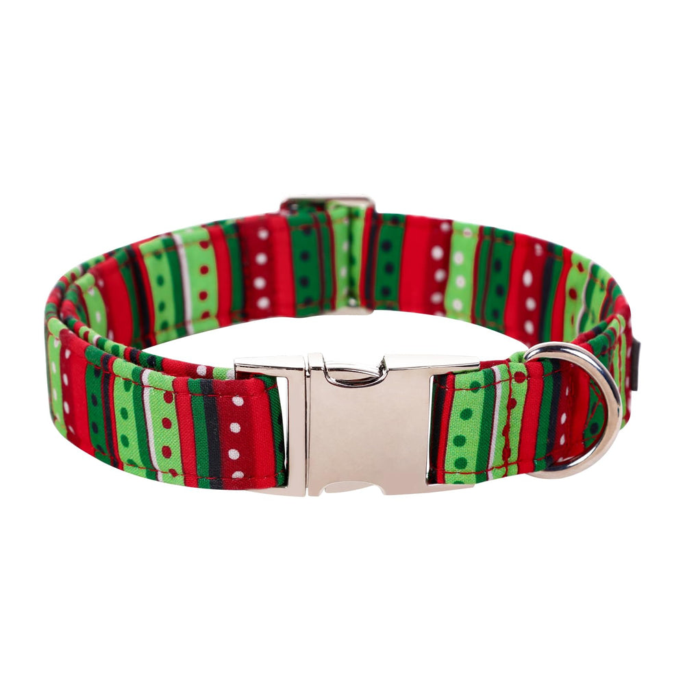 Lionet Paws Christmas dog collar closeup shows red-green dot pattern