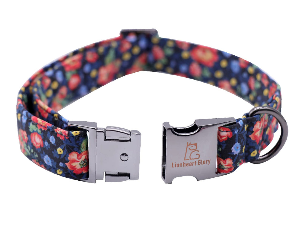 Lionheart Glory d-ring-durability: sturdy leash attachment for outdoor play.