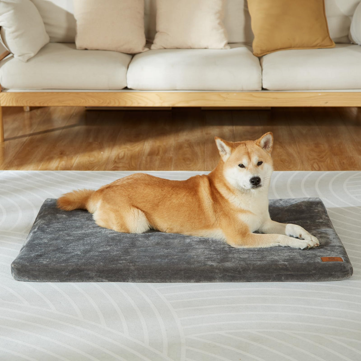 LIORCE Dog Crate Pad top view, large 36 inch bed for big dogs