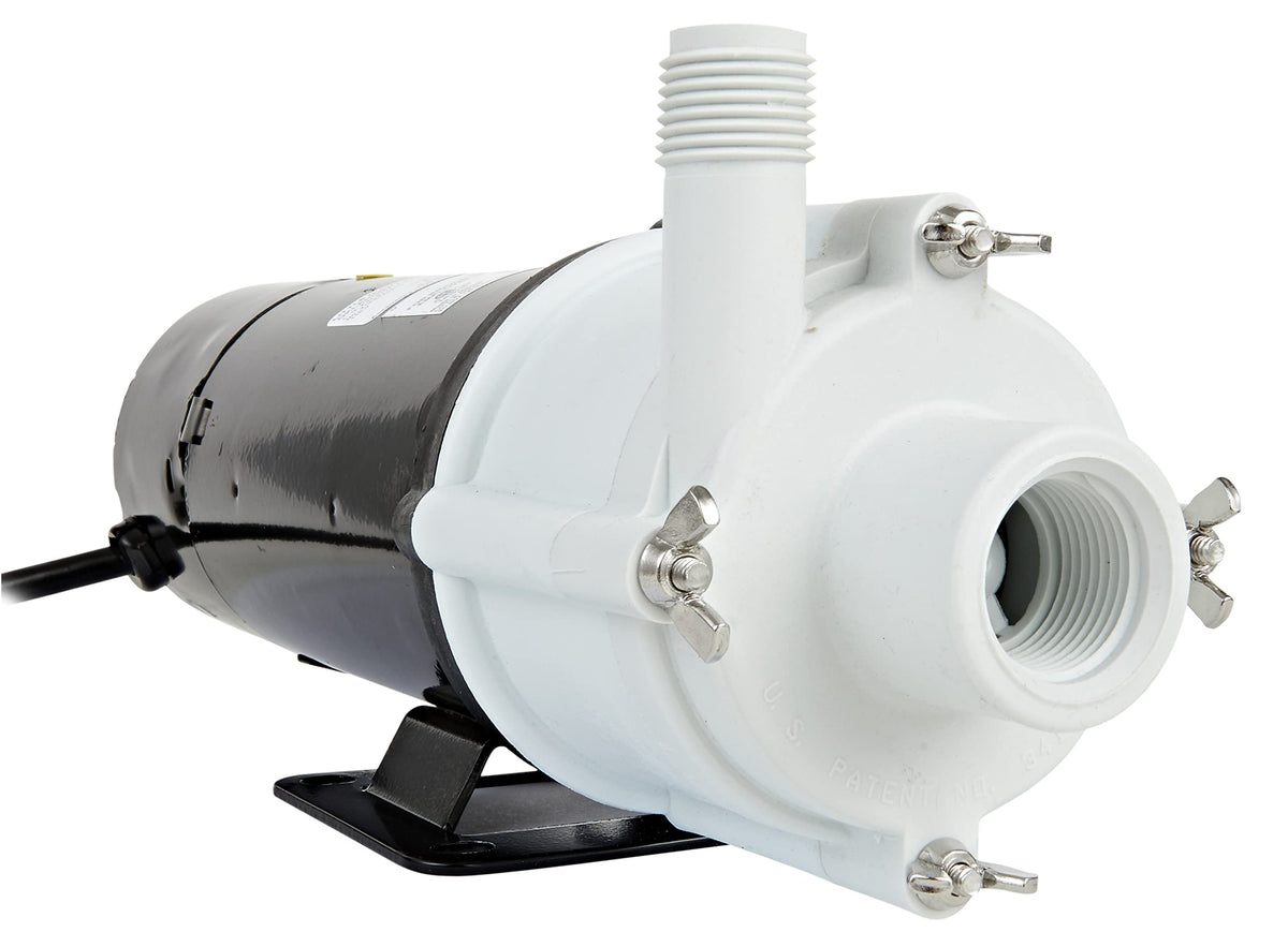 Little Giant 3-MDQX-SC inline pump setup for efficient aquarium circulation.