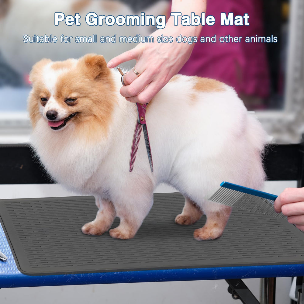 Lonepetu easy-clean grooming mat cleans quickly after use