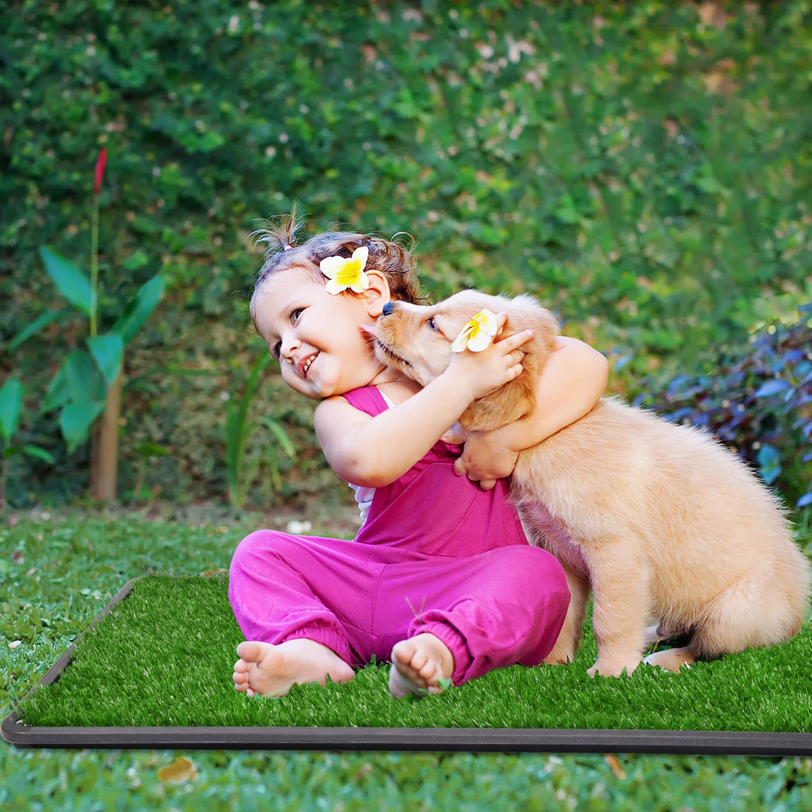 LOOBANI multi-use grass pad creates a green space on balcony or patio.