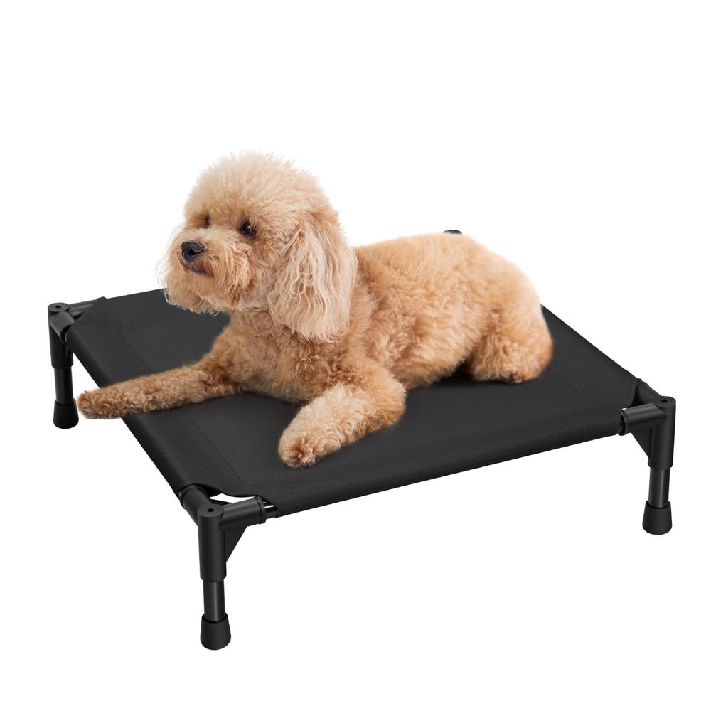 Love&go elevated bed cooling design helps pets stay comfortable in warm rooms.