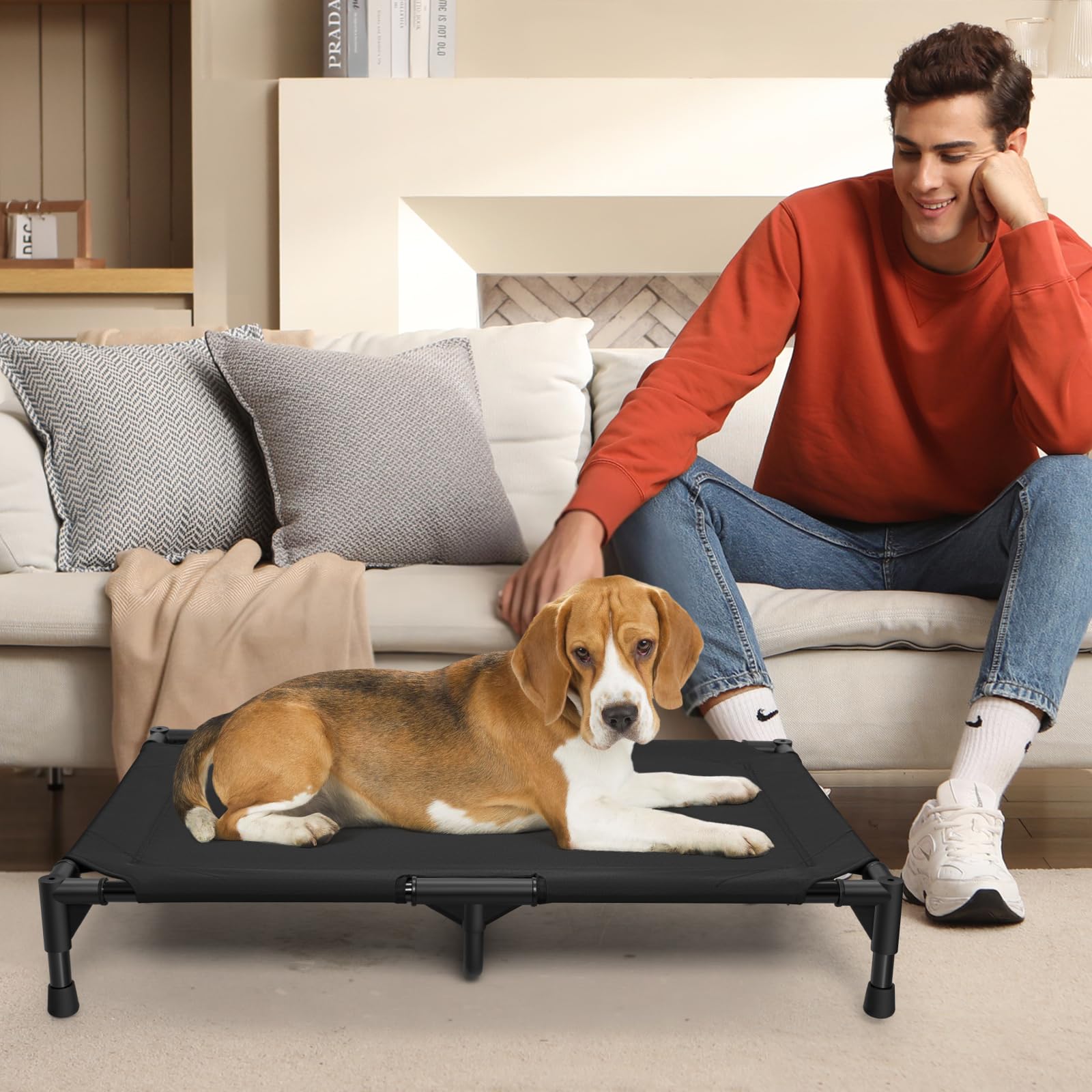 Love&go removable-washable cover makes cleaning easy after muddy outdoor adventures.