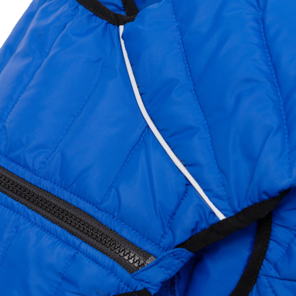 Lovelonglong dog coat side zipper enables easy on and off during quick trips.