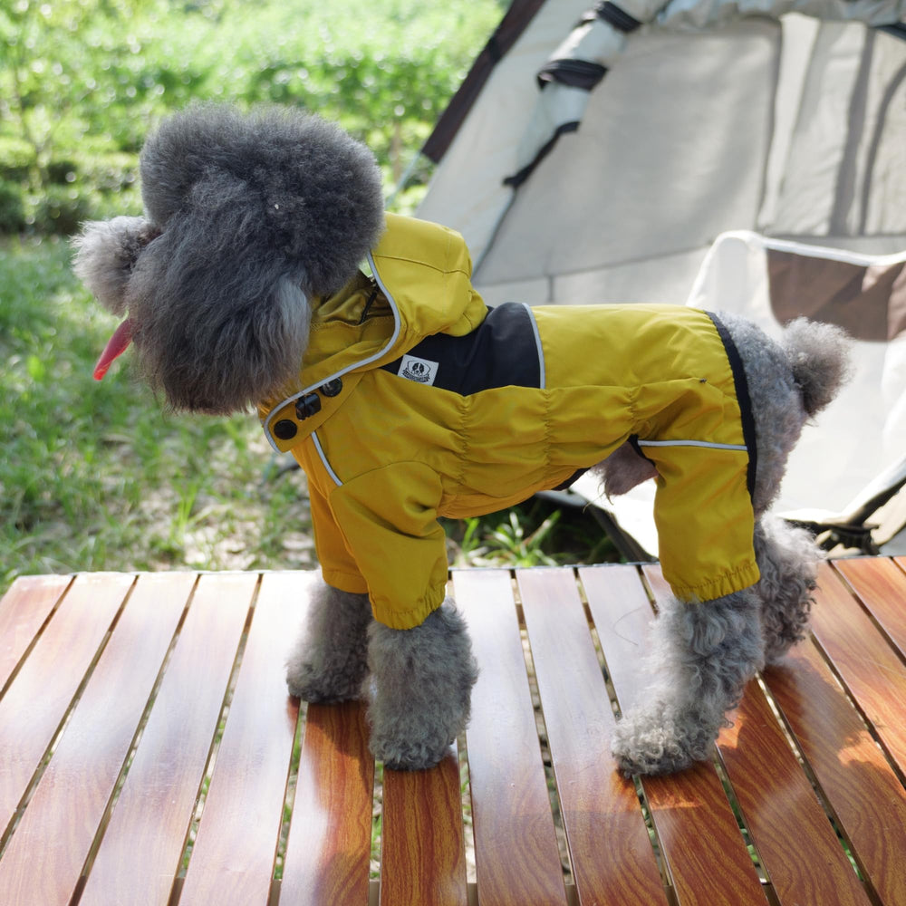 Lovelonglong durable, lightweight raincoat is machine washable for easy cleanup.