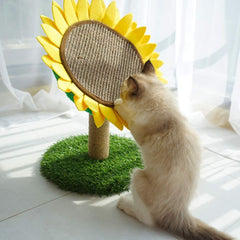 Lovely Caves sunflower cat scratching post with sisal wrap for satisfying claws.