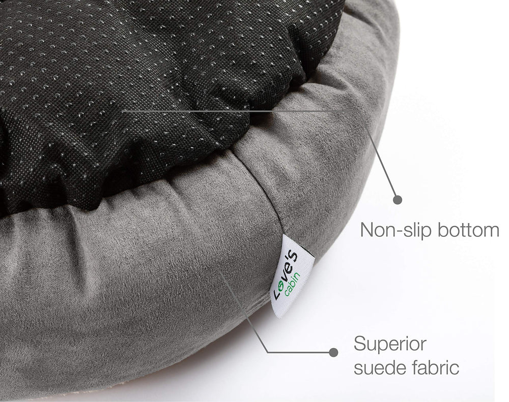 Love's cabin round-donut-bed anti-slip bottom shows stable resting on floors