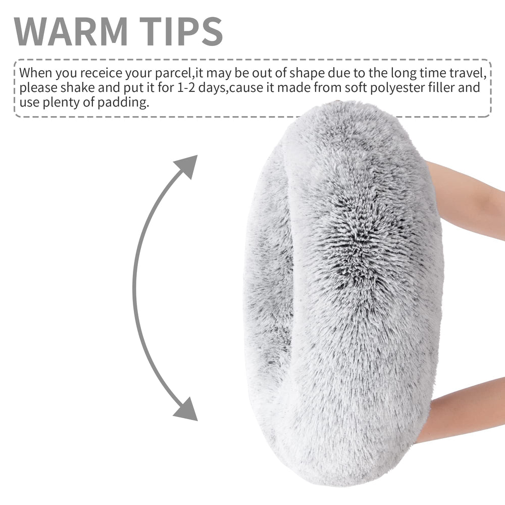 Love's cabin size-chart bed image helps choosing the right fit for pets.