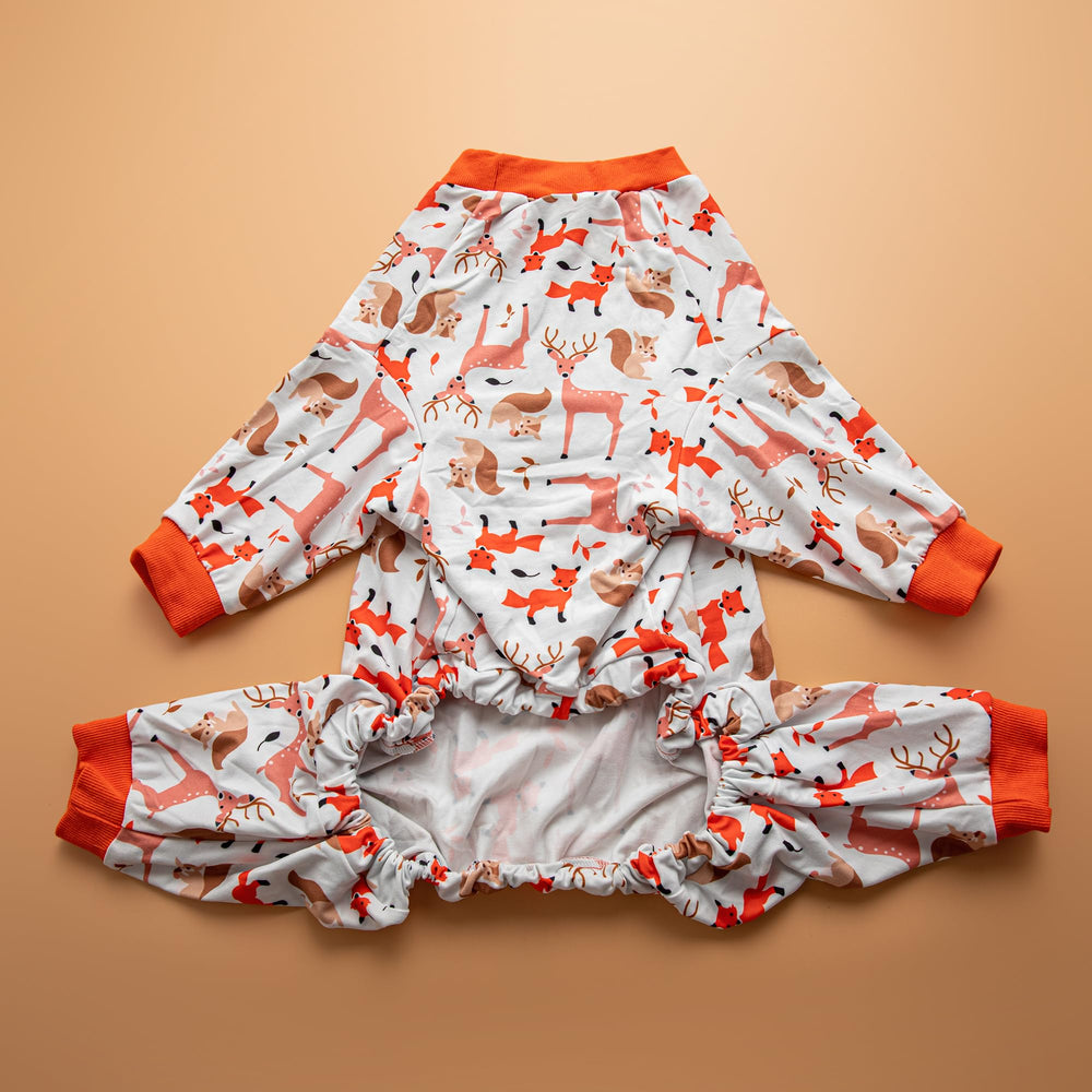 LovinPet crew-neck-critters-cream-01: secure fit with decorative print