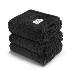 Luciphia calming blankets pack layout highlights three sizes for versatile pet comfort.