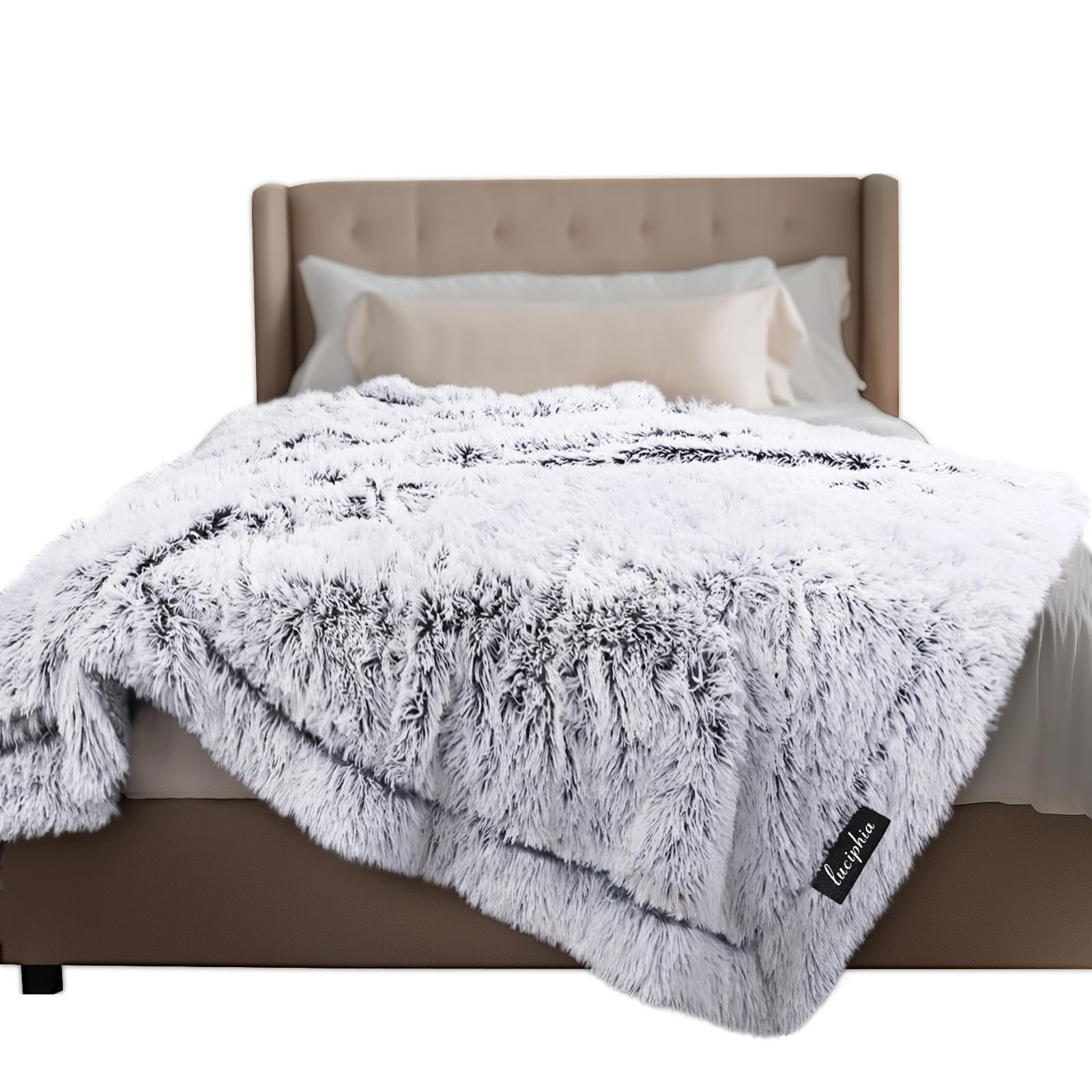 Luciphia mist-grey blanket fits large dogs and cozy spaces.