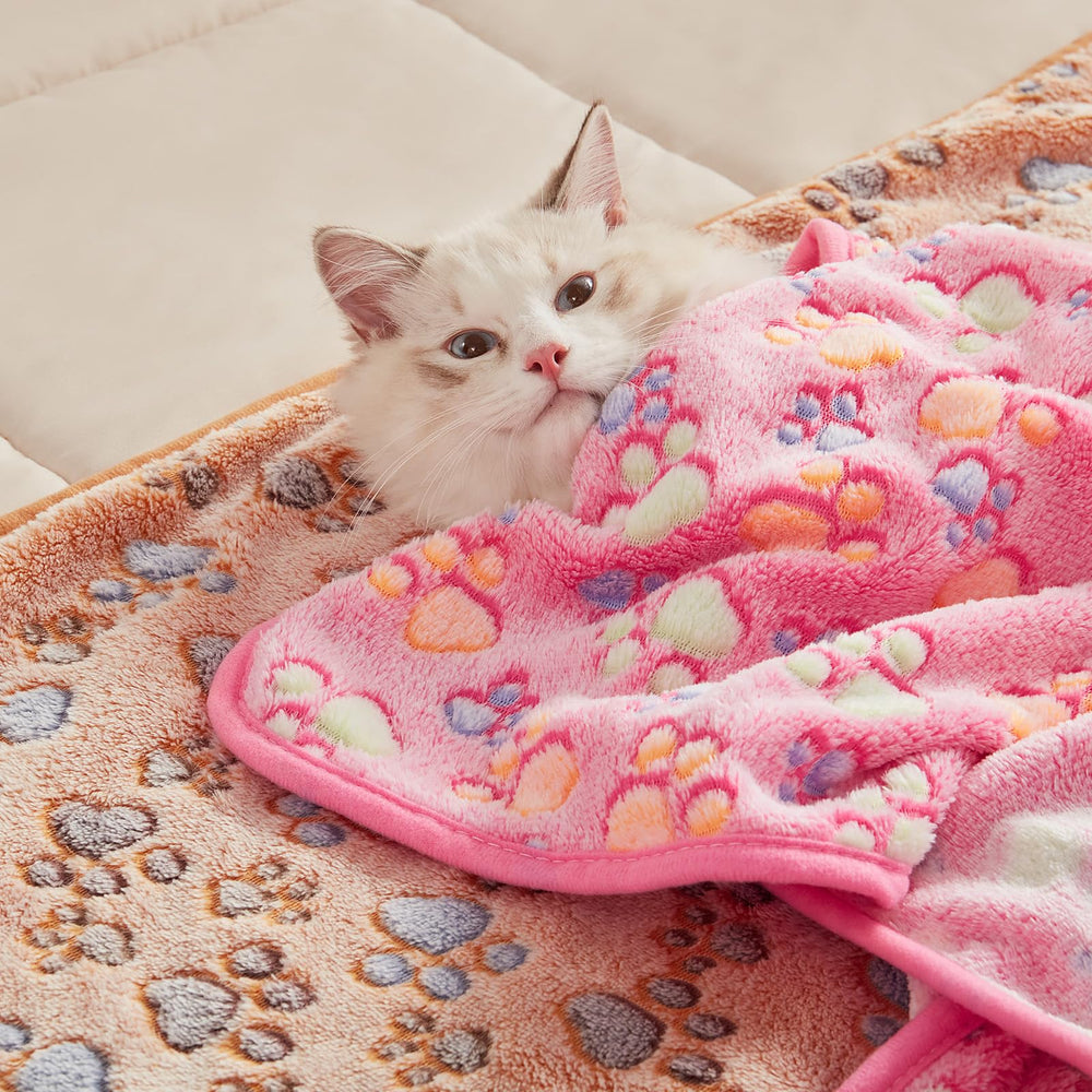 Luciphia easy care image showing machine washable and quick-dry blankets