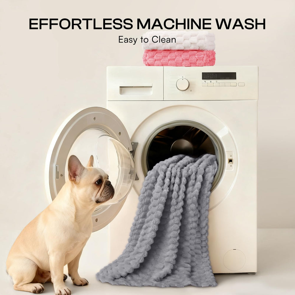 Luciphia machine-washable care label indicating easy cleaning