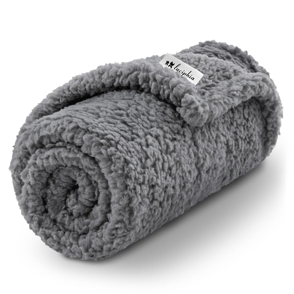 Luciphia Premium Fleece Blanket closeup coral velvet texture for soft warmth.