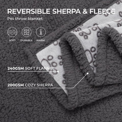 Luciphia waterproof pet blanket used on car seat for easy protection