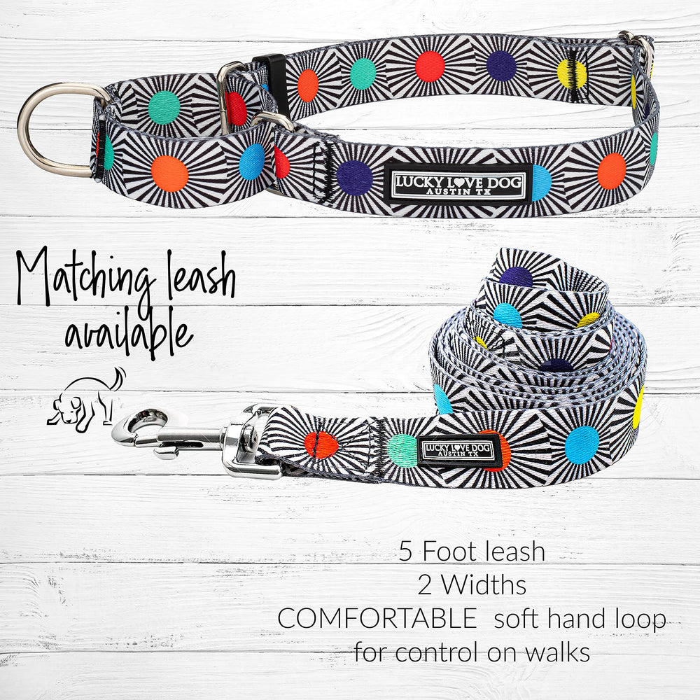 Lucky Love Dog soft hand leash loop provides comfortable grip during strolls