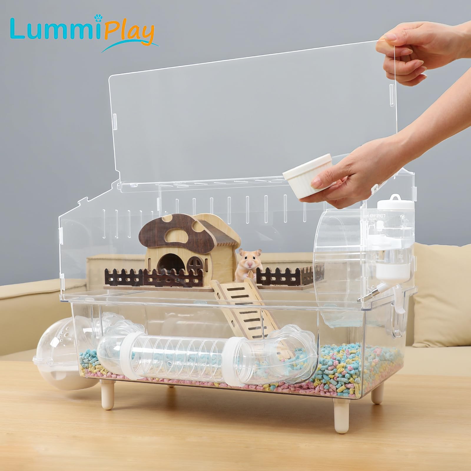 LummiPlay spacious interconnected chambers allow 360-degree pet monitoring.