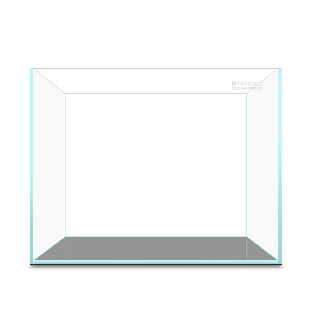 LYPHARD AQUARIUMS high-transparency glass offers bright underwater scenes