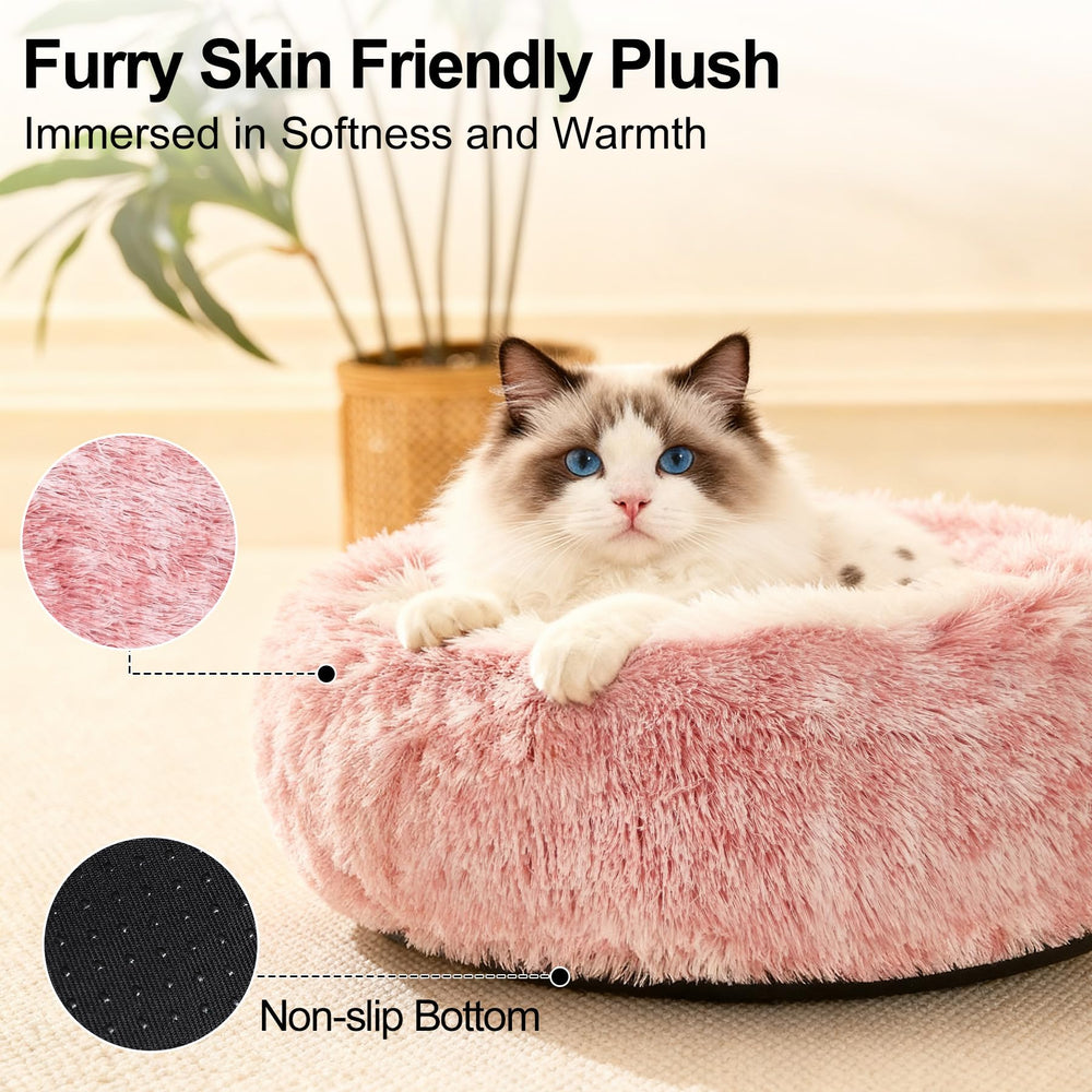 MADDEMCUTE Bean Mush bed faux fur texture provides plush softness for restful naps.