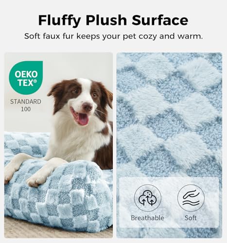 Made4Pets cat bed in faux fur checkered finish with warm look