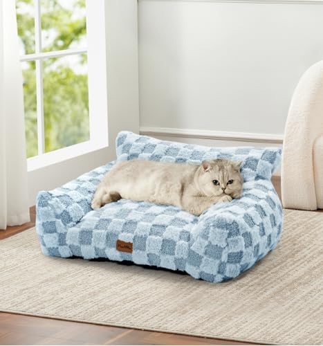 Made4Pets cat bed showing raised sides for a secure retreat