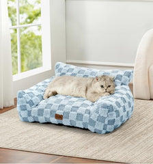 Made4Pets cat bed showing raised sides for a secure retreat