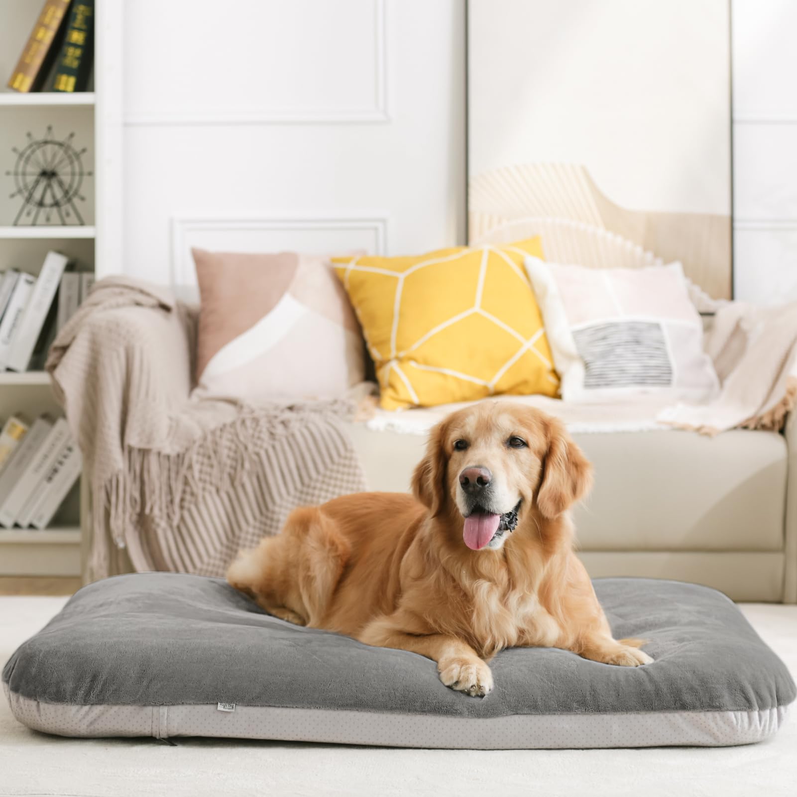 Magic Dog XL dog bed removable cover for easy cleaning.