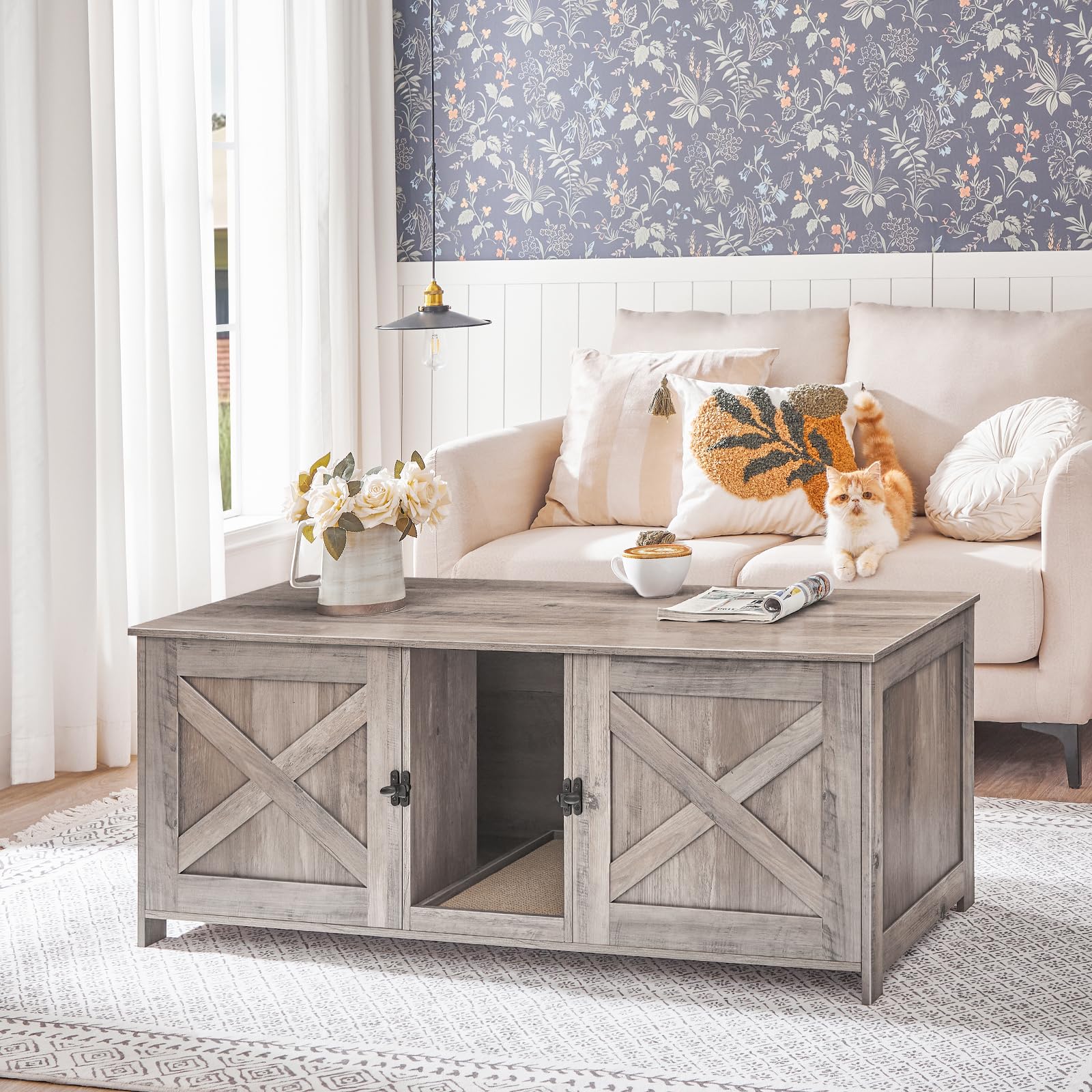 MAHANCRIS cat litter enclosure scratching-board detail encourages play while concealing waste