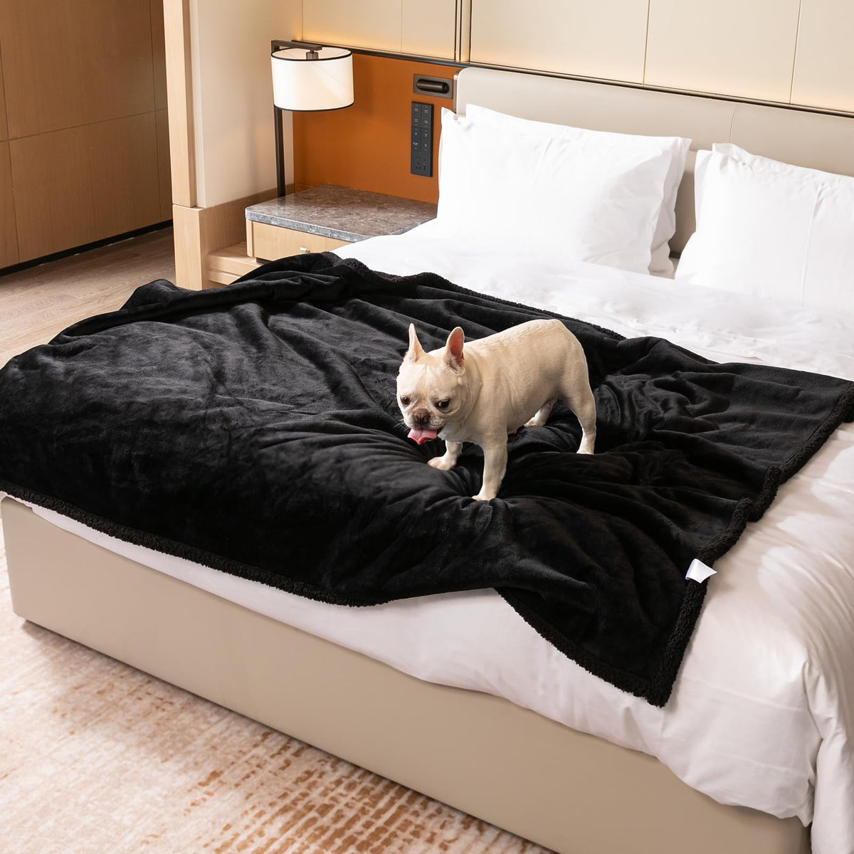 Maidewow black waterproof pet blanket close-up shows plush sherpa for cozy warmth and comfort.