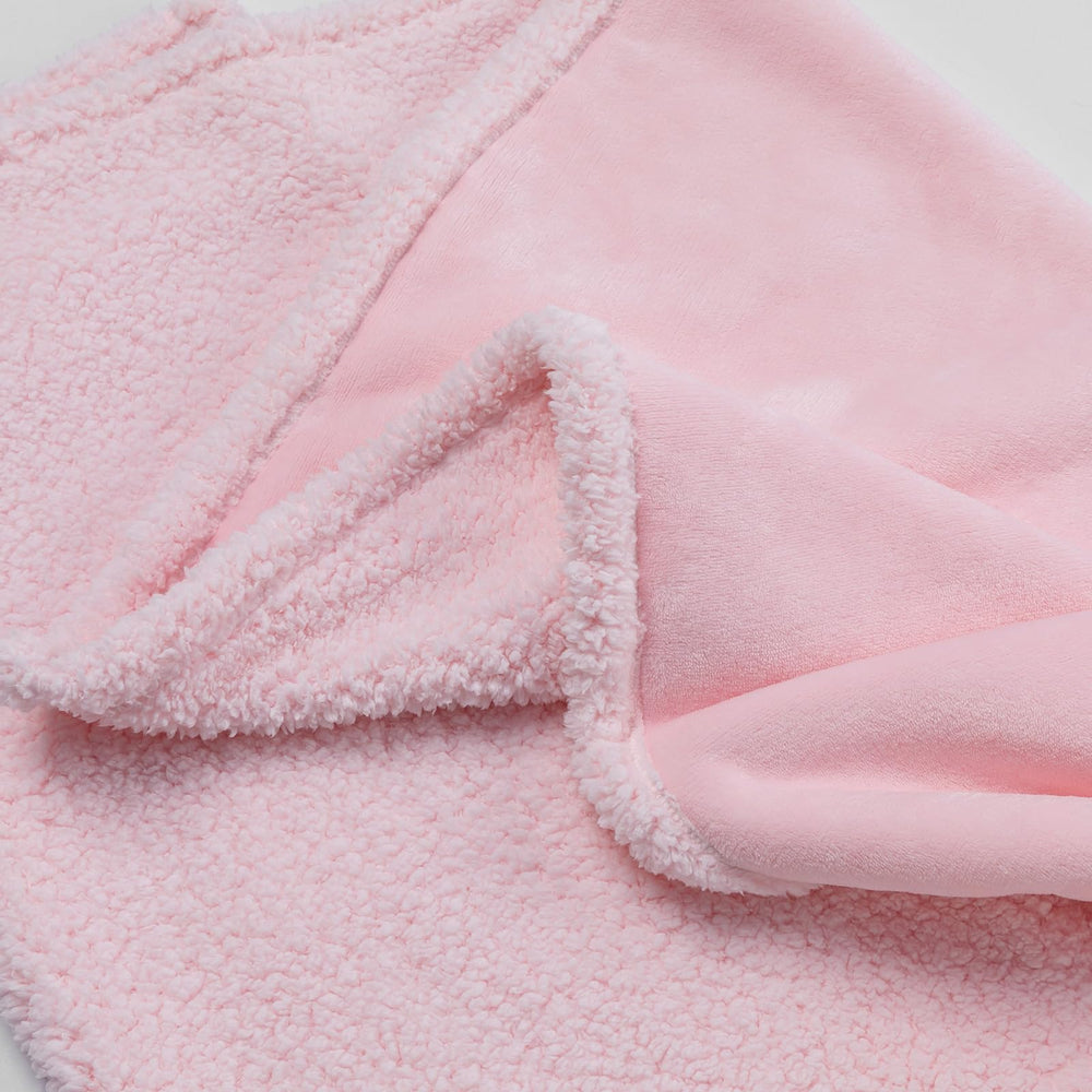 Maidewow couch protection pink dog blanket on sofa, preventing spills and keeping furniture clean.