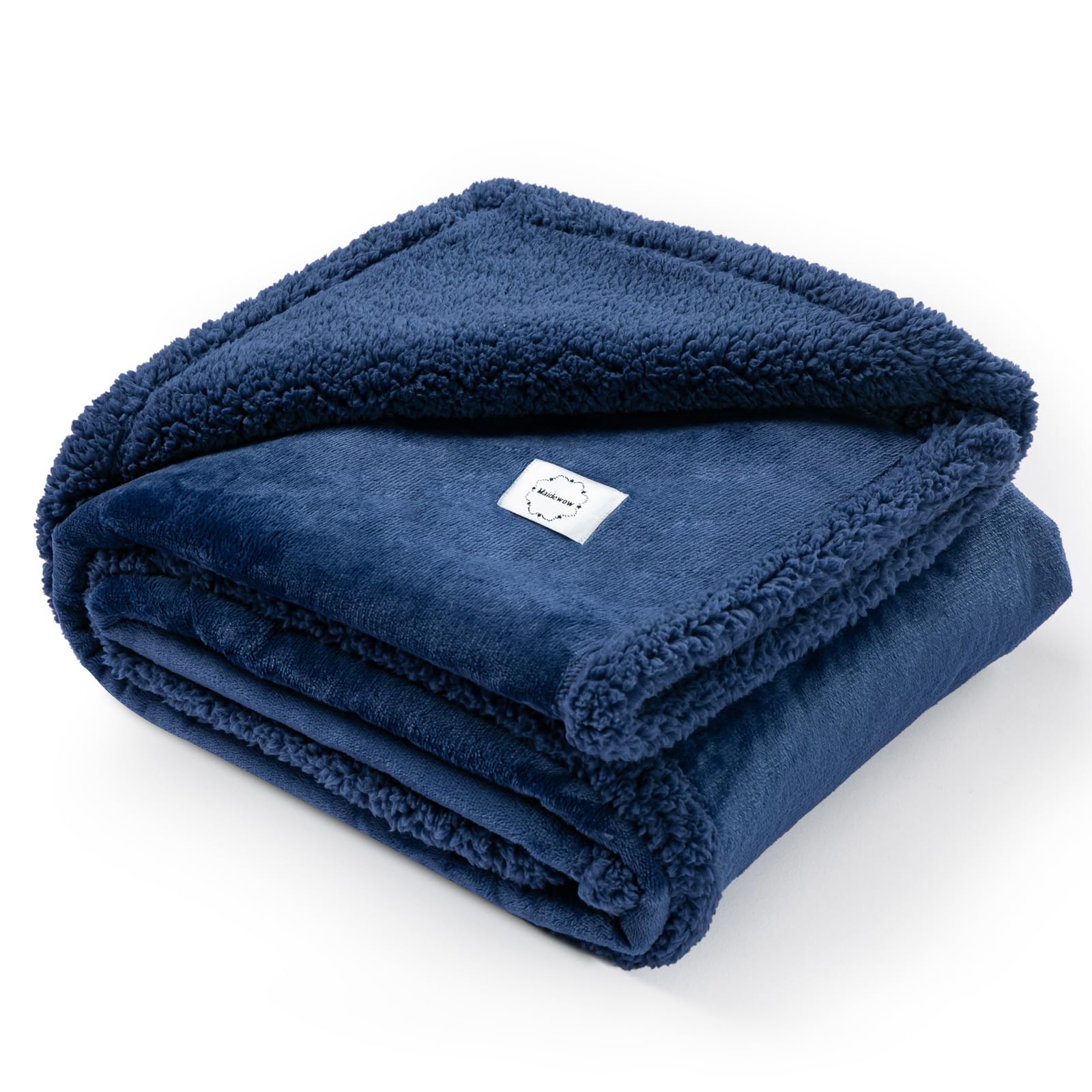 Maidewow blanket close-up reveals plush sherpa texture for cozy warmth