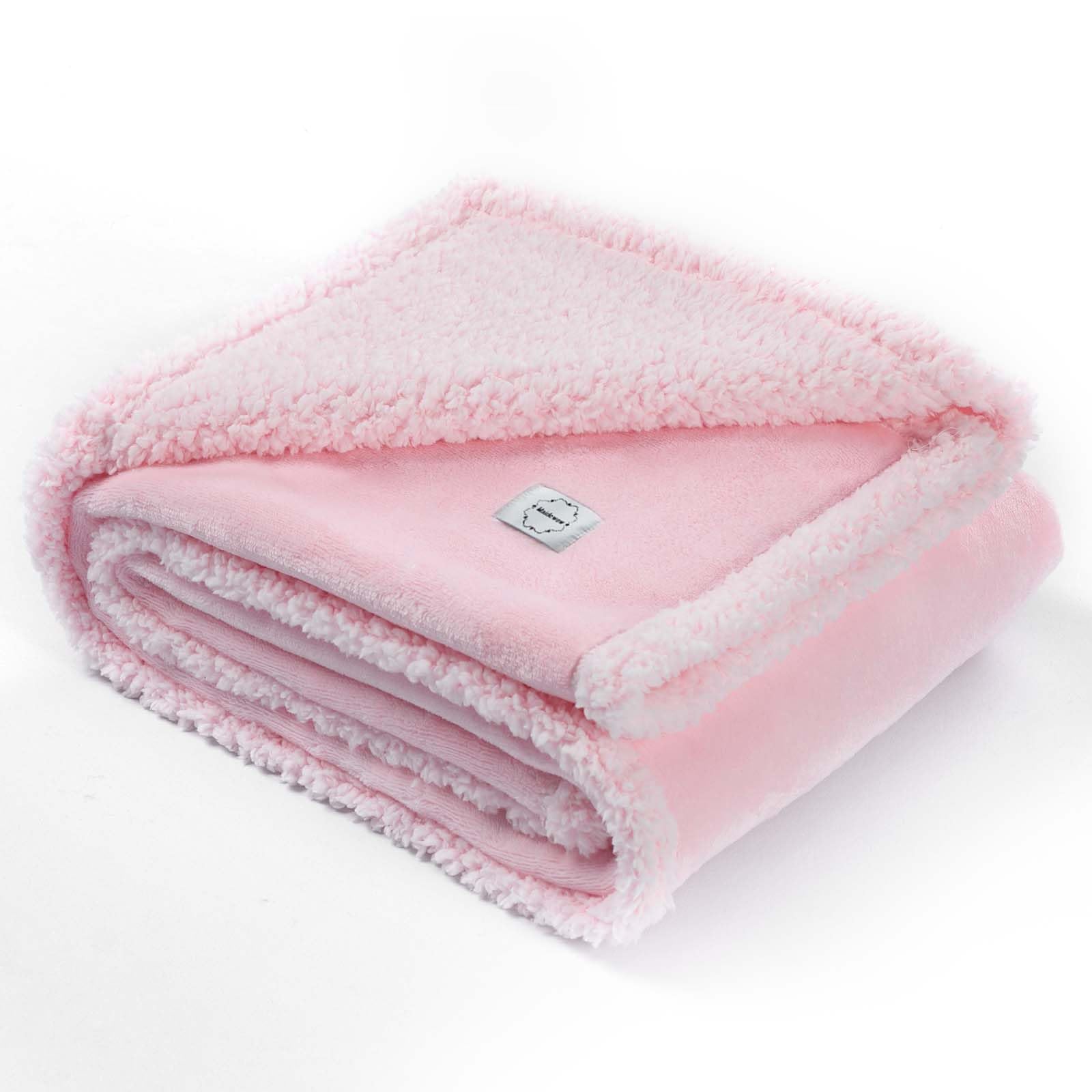 Maidewow waterproof pink dog blanket with sherpa side for warm comfort and moisture protection.