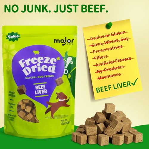 MAJOR PETS beef liver texture closeup highlights perfectly sized, dust-free crunchy bites.