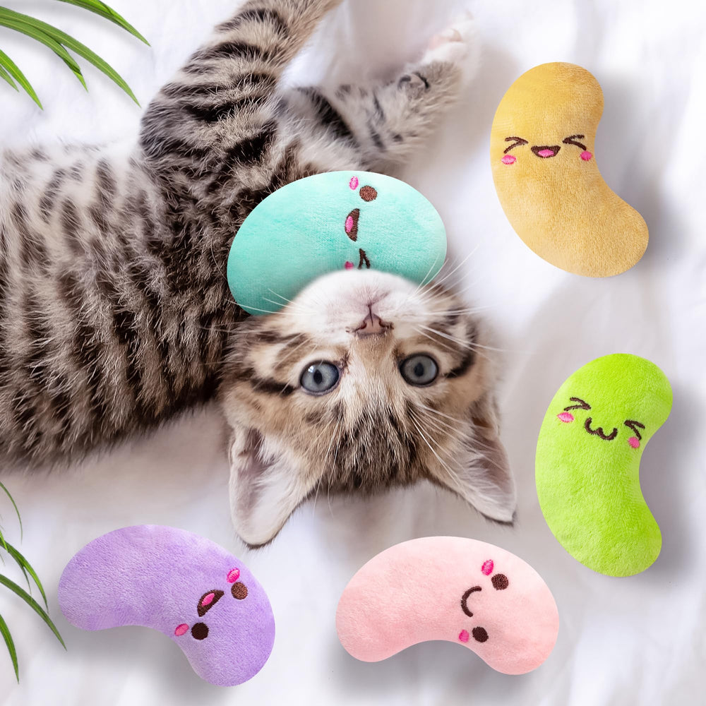 MALLMALL6 3.8x2.2 inch catnip toy fits small mouths for chasing and paw-kicking.