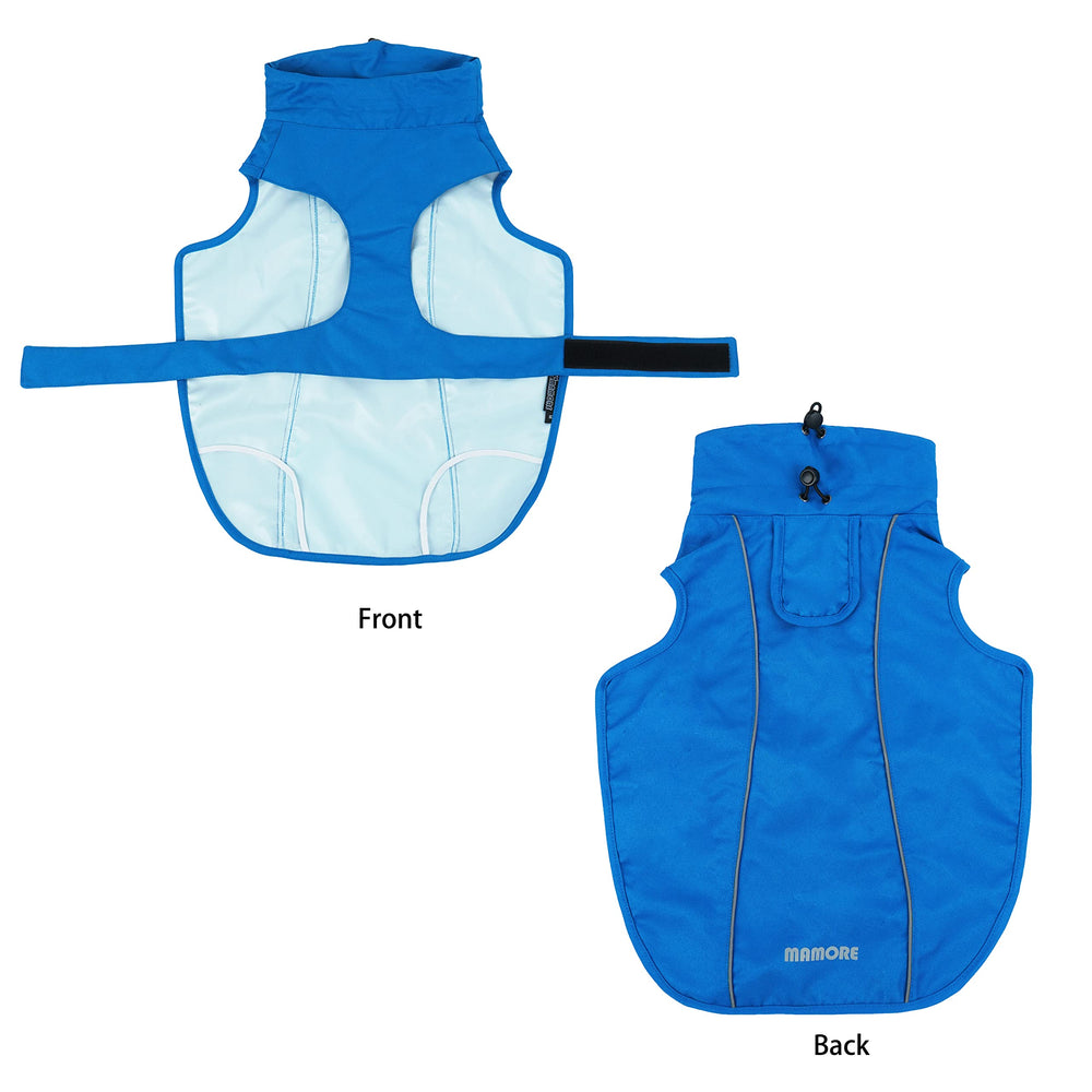 MAMORE raincoat back with reflective strip enhances nighttime visibility.