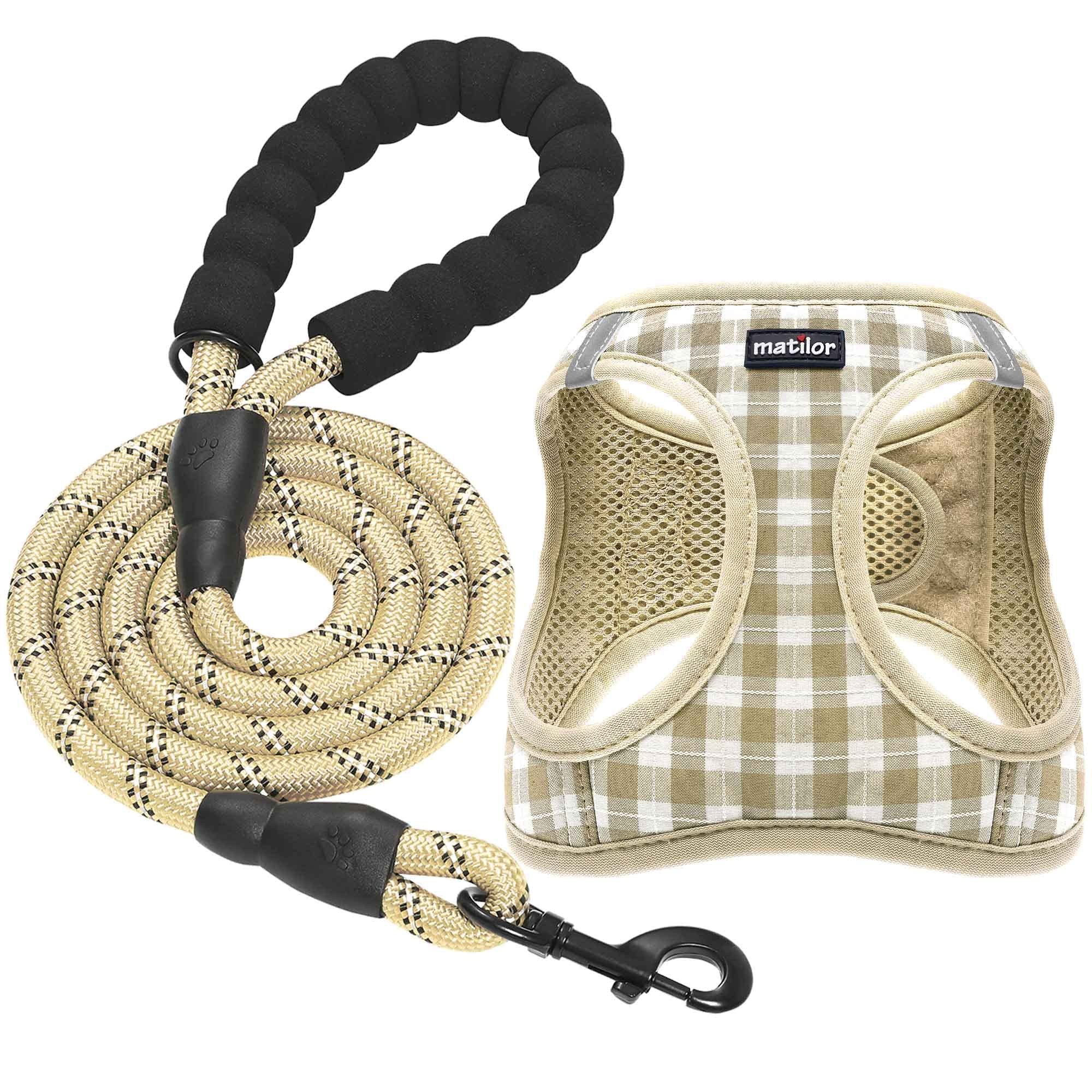 Matilor dog harness Step-in design makes on and off quick during daily walks.