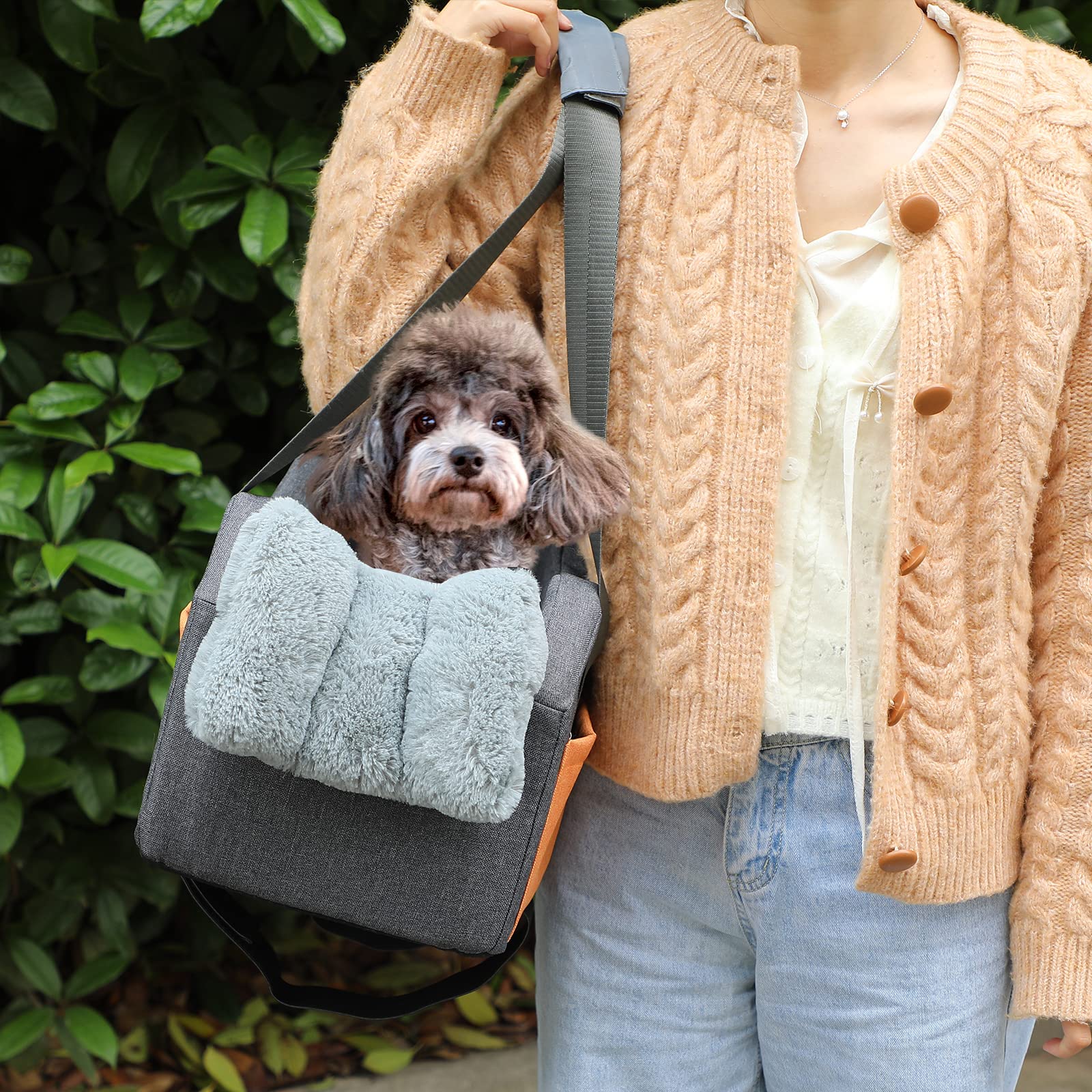 Matsofamic dog car seat safety tether keeps small pet secure.