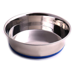 Max and Neo case-pack bowls stacked for space-saving feeding