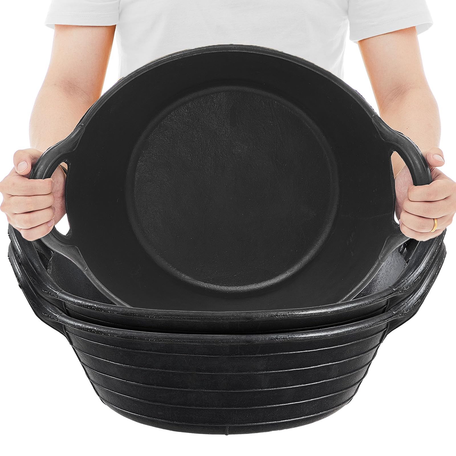 Maxdot rubber feed pan 3-piece set for versatile livestock feeding indoors and outdoors