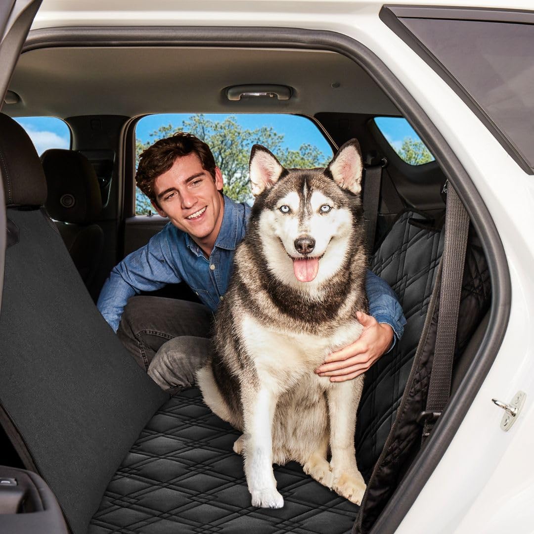 Meadowlark adjustable headrest straps ensure a secure, snug fit.