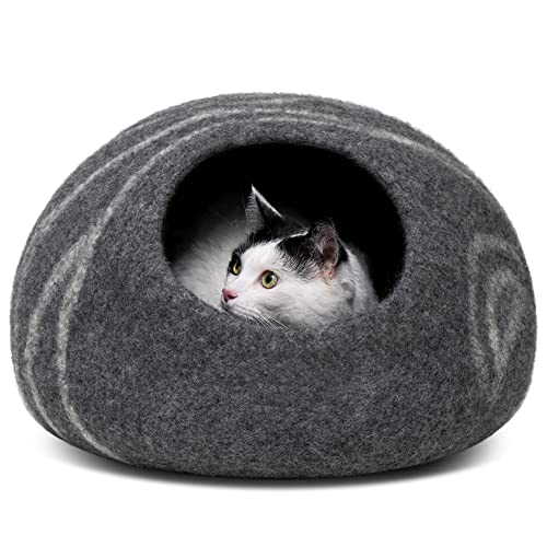 MEOWFIA Cat Cave merino wool texture closeup for cozy warmth.