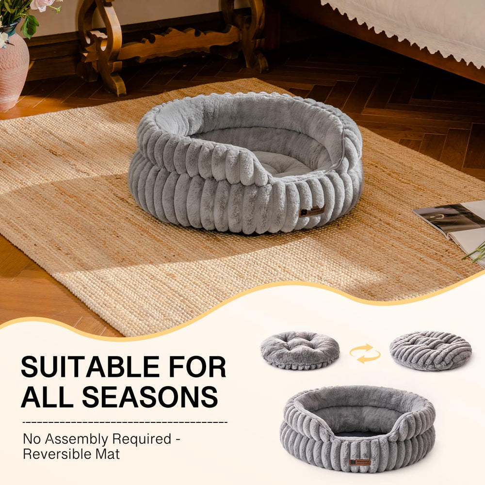 MEWOOFUN cat bed shed-free fabric minimizes fur mess while keeping pets comfortable