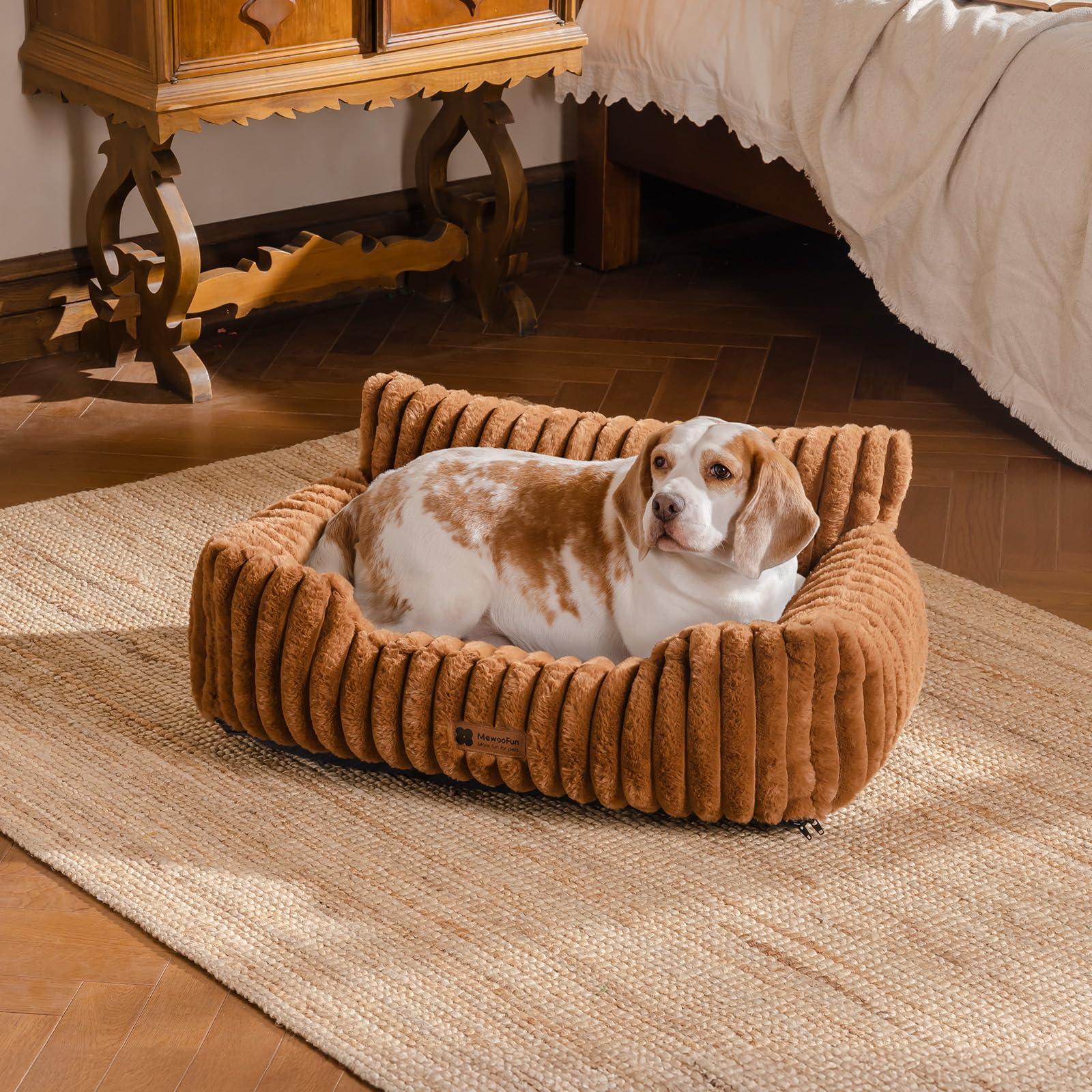 MEWOOFUN Dog Couch Bed bottom non-slip base keeps bed stable