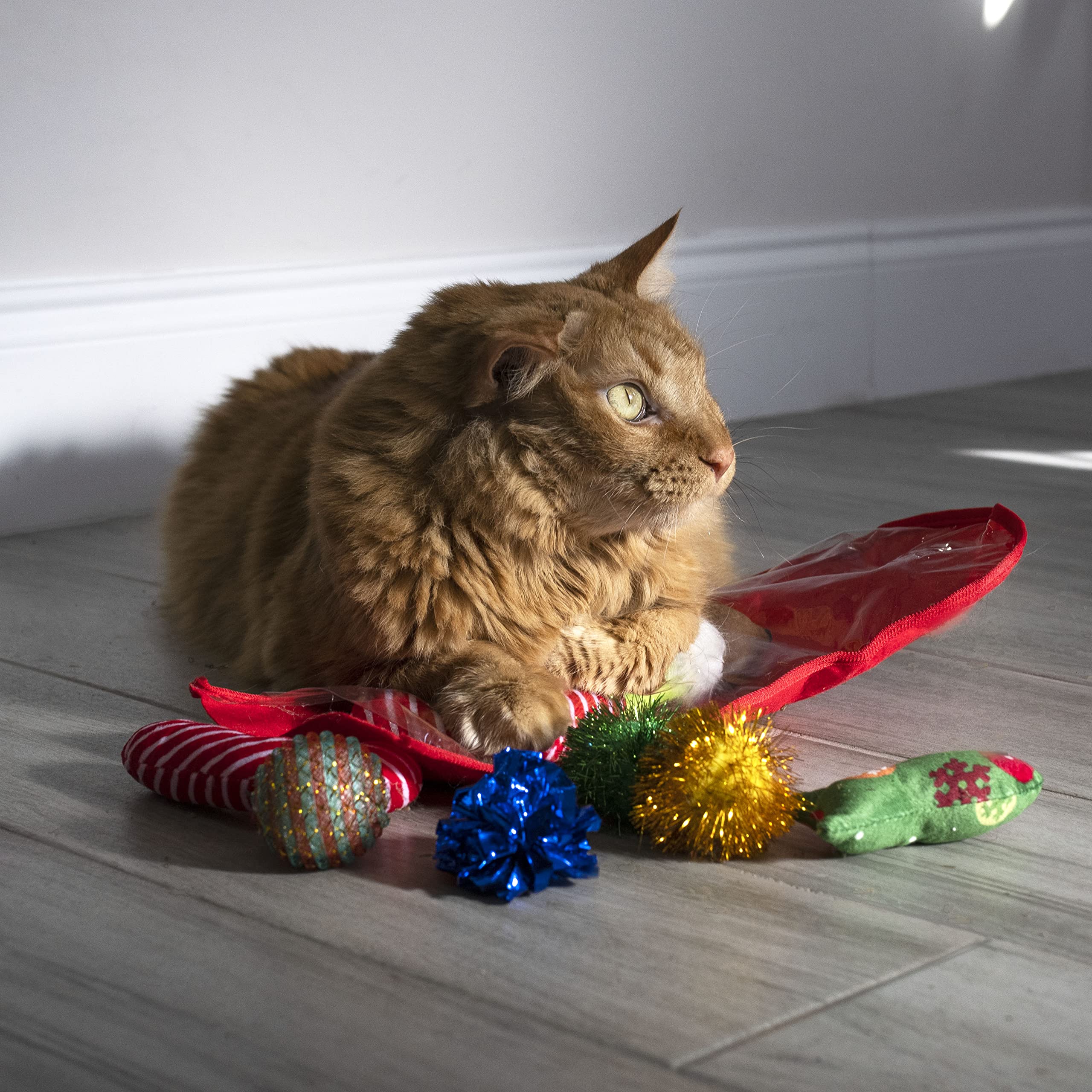 Midlee holiday set offers varied textures for multi-sensory engagement